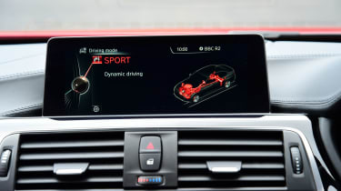 BMW 340i - infotainment screen