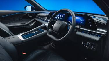Omoda 9 Black Noble - dash