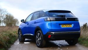 New Peugeot 3008 facelift 2020 rear static