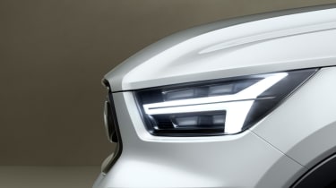 Volvo XC40 teaser 