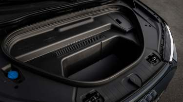 Audi Q6 e-tron - front boot
