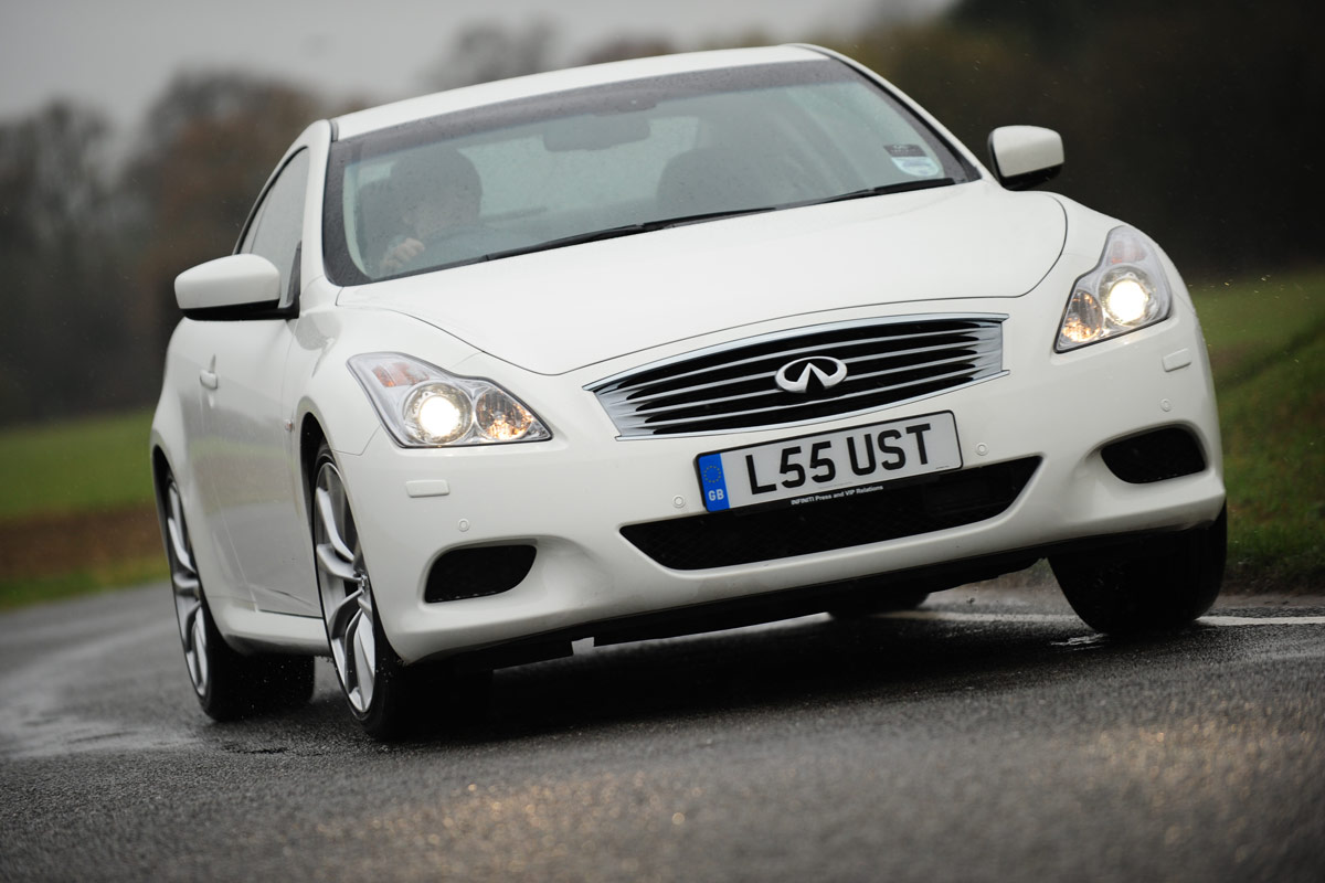Infiniti Q60 Coupe 2009 2016 Review Auto Express
