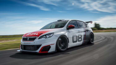 Peugeot 308 Racing Cup - front driving