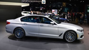 BMW 5 Series - Detroit side