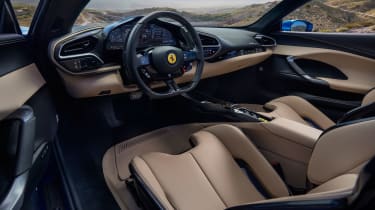  Ferrari 296 GTS - interior
