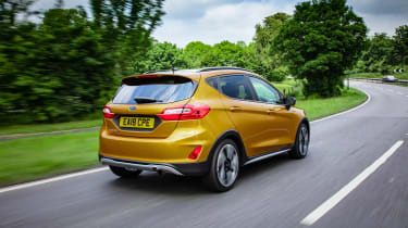 Ford Fiesta Active - rear action