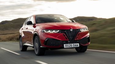 New Alfa Romeo Tonale - front tracking 