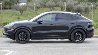 Porsche Cayenne Coupe Facelift spies - side profile