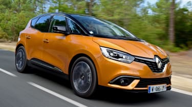 Renault Scenic 2016 - front tracking