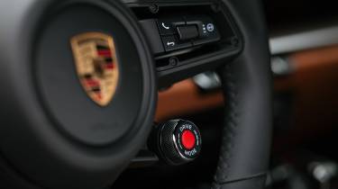 Porsche 911 Carrera - drive mode