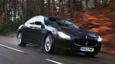 Maserati Quattroporte GTS tracking