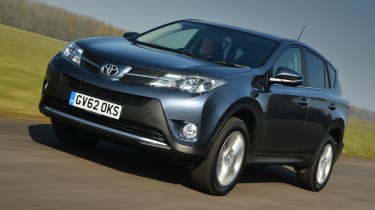 Toyota RAV4 Icon 2.2 D-4D front tracking