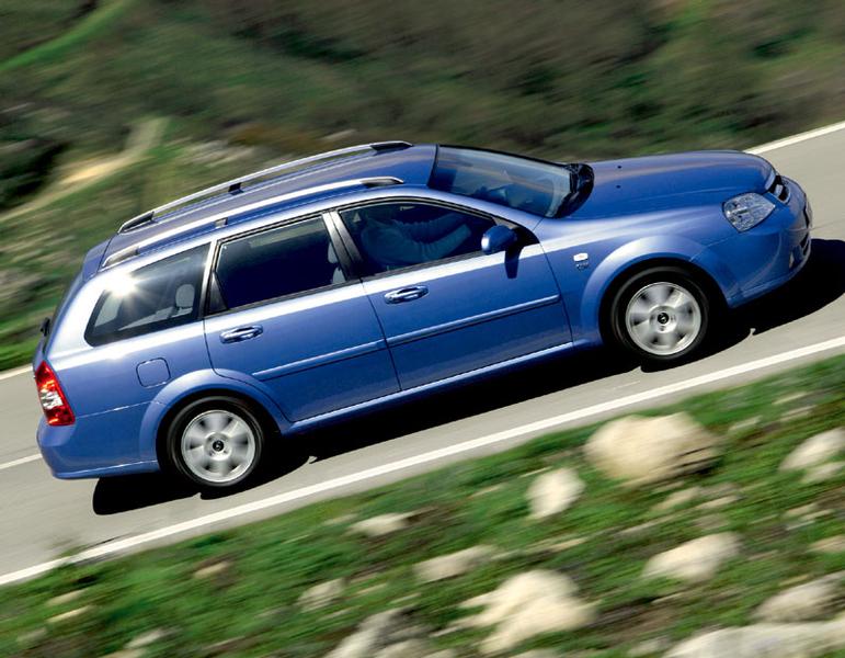 Daewoo Nubira Station Wagon SX | Auto Express