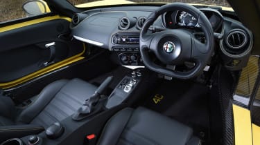 Alfa Romeo 4C Spider - interior