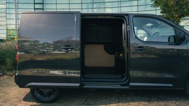Fiat E-Scudo - side door open