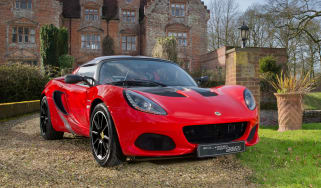 lotus elise sprint 220 front quarter