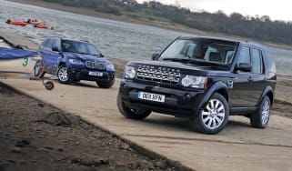 Land Rover Discovery 4 vs BMW X5