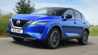 Nissan Qashqai - front tracking