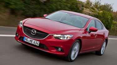 Mazda 6 saloon front tracking