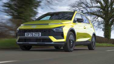 Hyundai Bayon - front tracking, alt