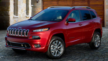 Jeep Cherokee Overland - front quarter