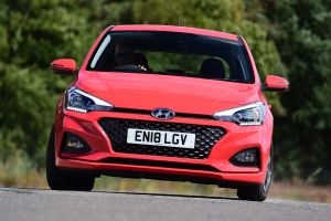 Hyundai i20 - front cornering