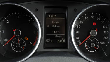 VW Golf 1.6 TDI BlueMotion dials