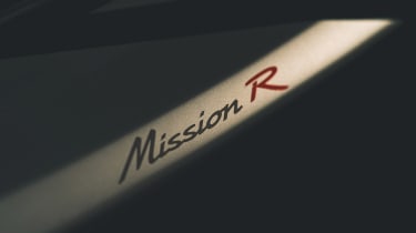 Porsche Mission R concept - sill