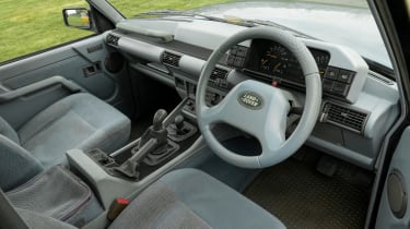Land Rover Discovery Mk1 - interior