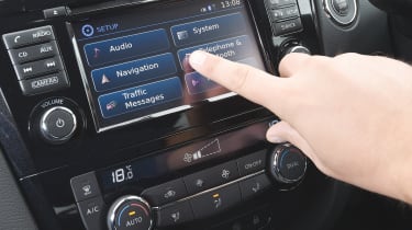 Nissan CONNECT - controls
