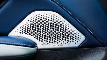 Alpine A390 - speaker