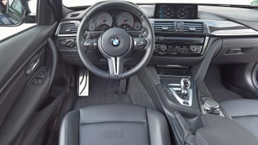 BMW M3 - dash