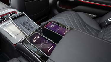 Mercedes S-Class 2026 - rear controls