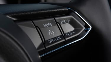 Mazda CX-5 2.2d Sport Nav - controls