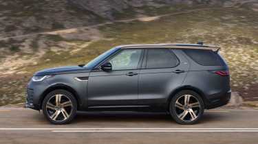 Land Rover Discovery Tempest - side