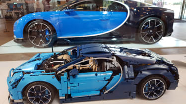 LEGO Bugatti Chiron - side-by-side