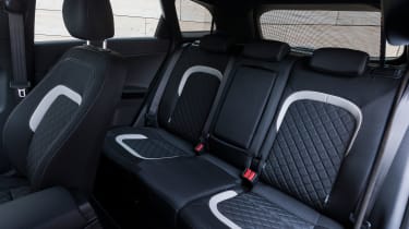 Kia Cee&#039;d 2015 facelift - rear seats