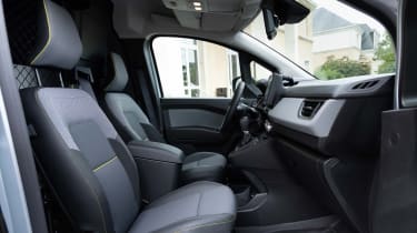 Renault Kangoo - interior/seats