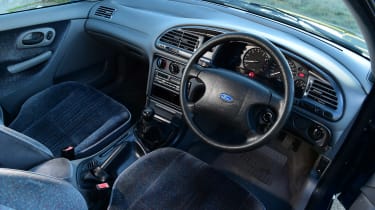 Ford Mondeo Mk1 icon - cabin