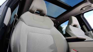 Nissan Ariya - front seats