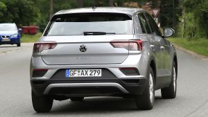 Volkswagen T-Roc - spyshot 7
