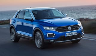 Volkswagen T-Roc - front