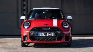 MINI 1965 Victory Edition - front end