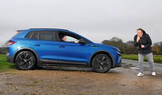 Skoda Elroq vRS - side header