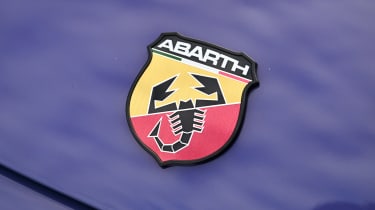 Abarth 600e Scorpionissima - badge