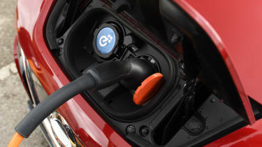 Nissan Leaf - charging