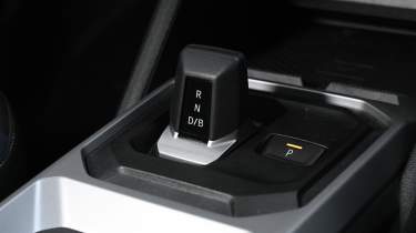 Dacia Duster - gear selector