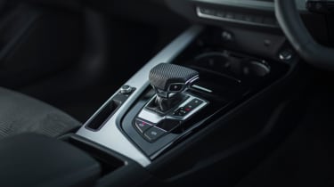 Audi A5 Coupe - gear selector