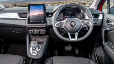 Renault Captur E-Tech Hybrid - dash