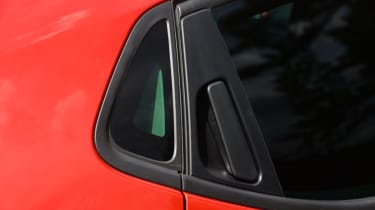 Renault Clio Renaultsport rear door handles